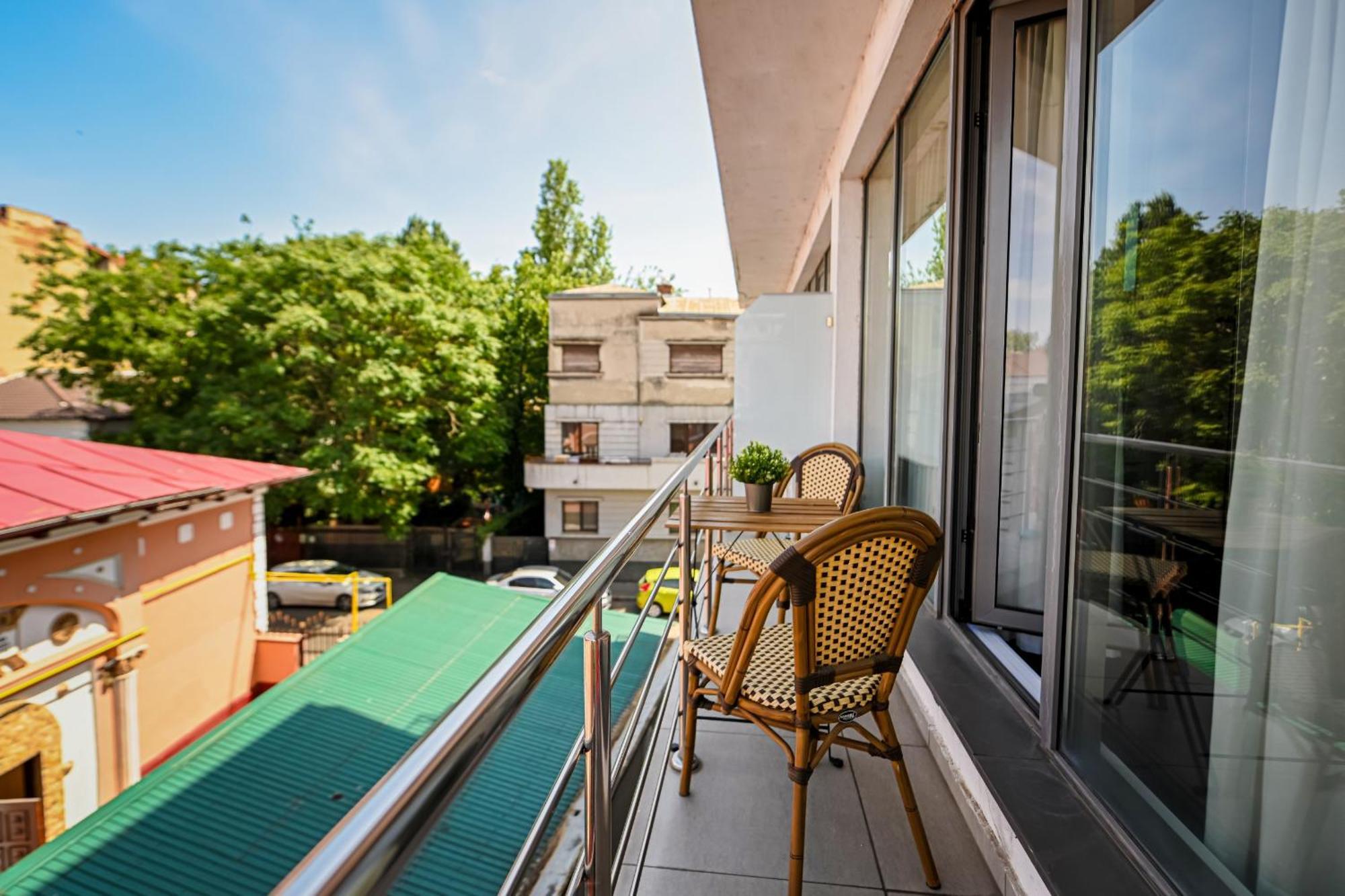 Urban Elegance - Stylish Central Accommodation Bukarest Exterior foto