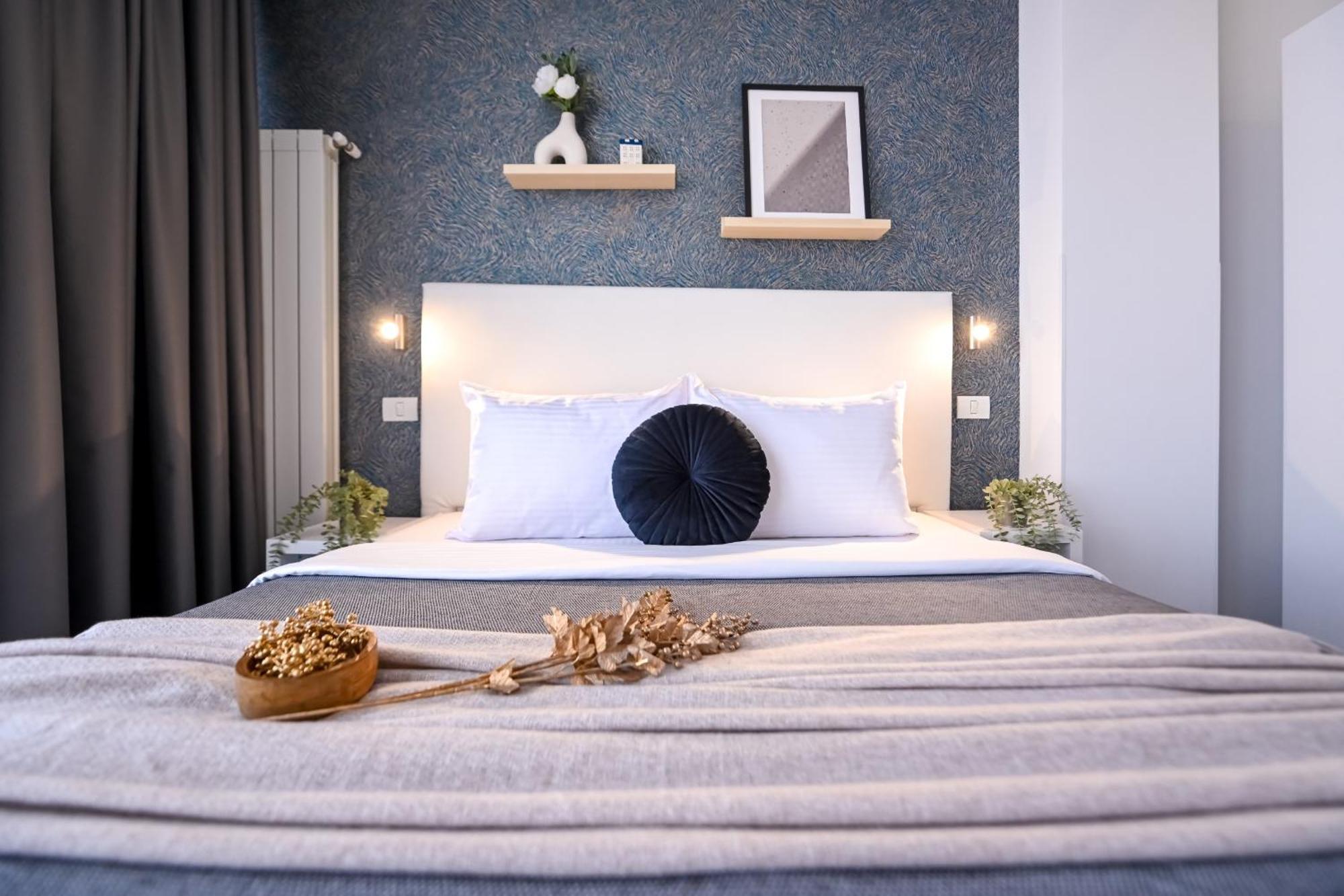 Urban Elegance - Stylish Central Accommodation Bukarest Zimmer foto