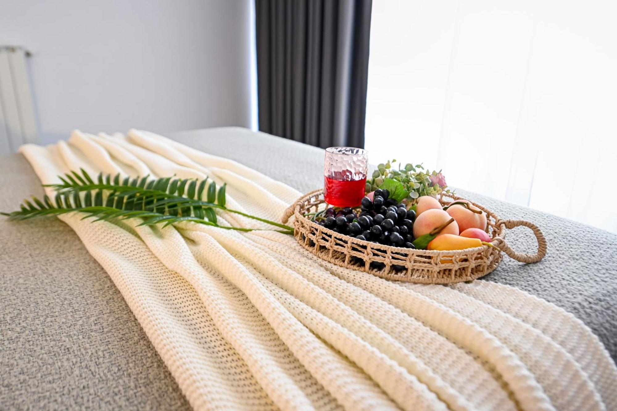 Urban Elegance - Stylish Central Accommodation Bukarest Zimmer foto
